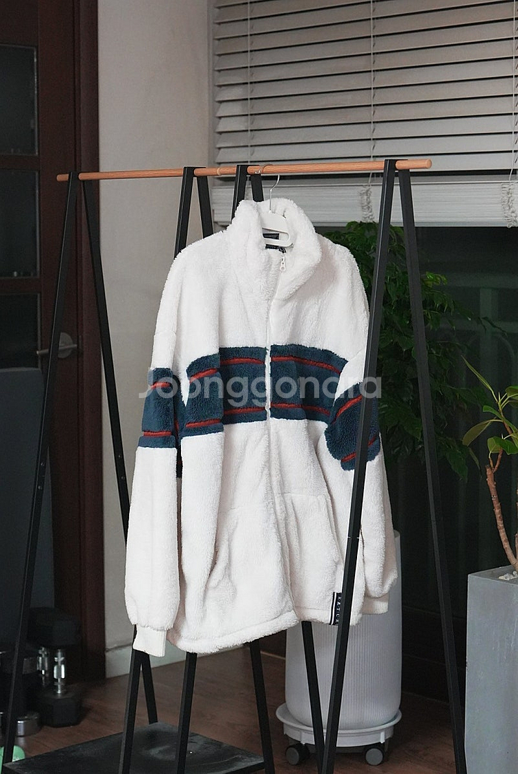 로맨틱크라운 플리스(후리스)--0