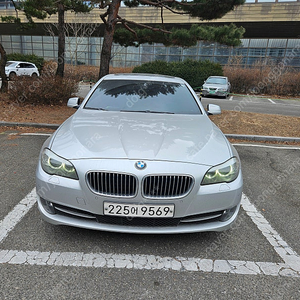 2010년 BMW 528i n52 13만 _ 8백만