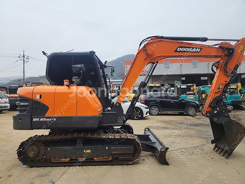 중고굴삭기 두산 DX65MT-7 22년식 회링장착 2,...--1