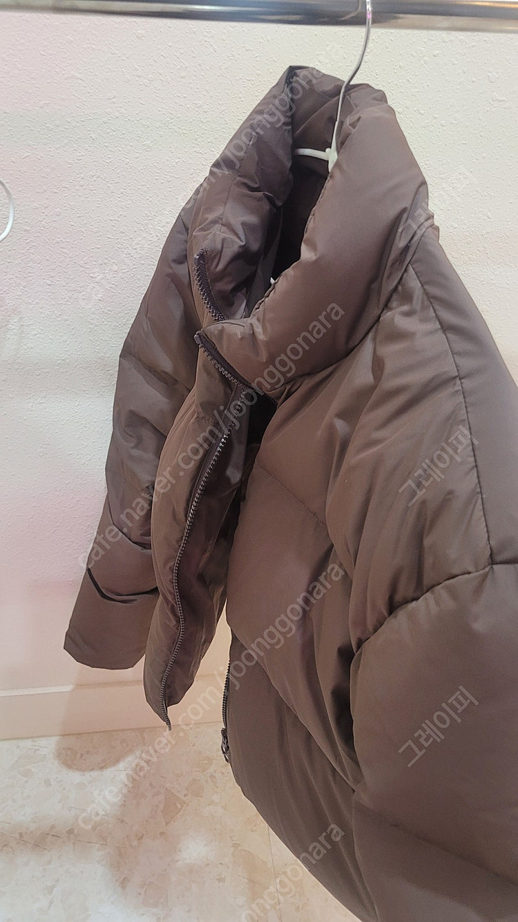 시시아사우르스 크롭패딩--2