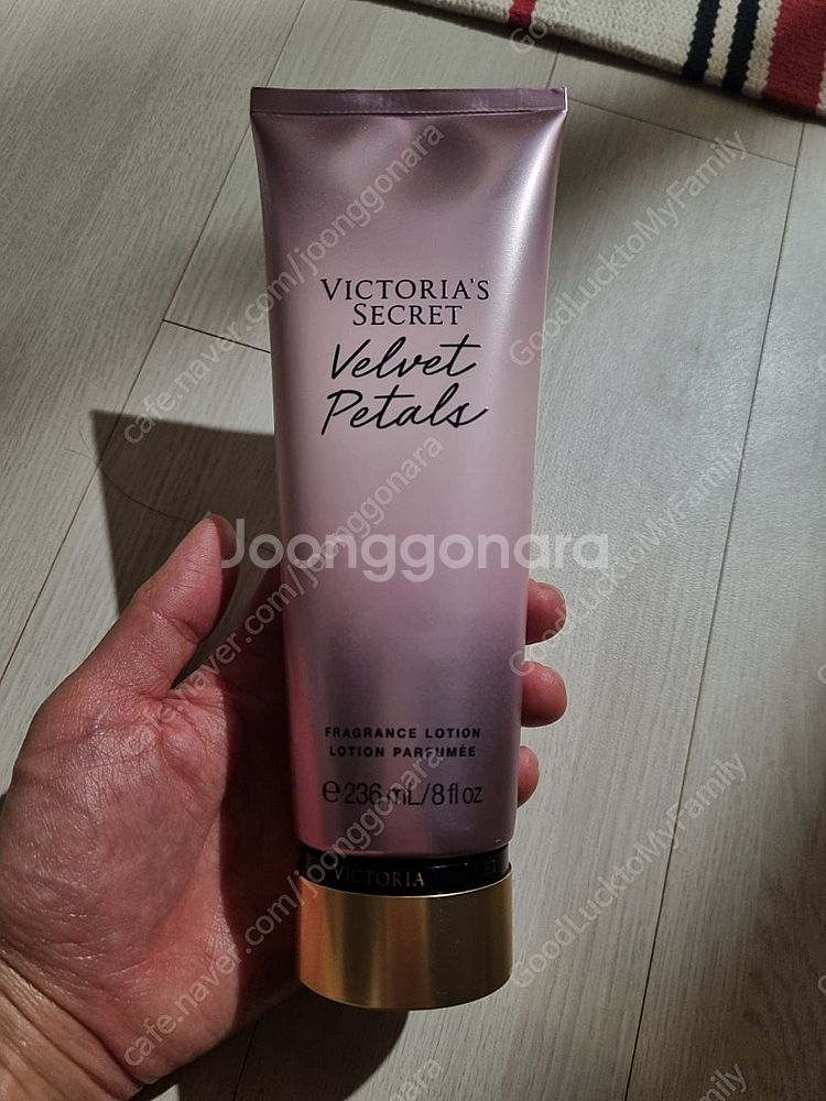 빅토리아시크릿 벨벳 페탈스 바디로션 236ml 미사용 ...--0