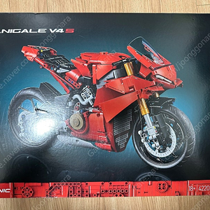 레고 42202 Ducati Panigale V4 S