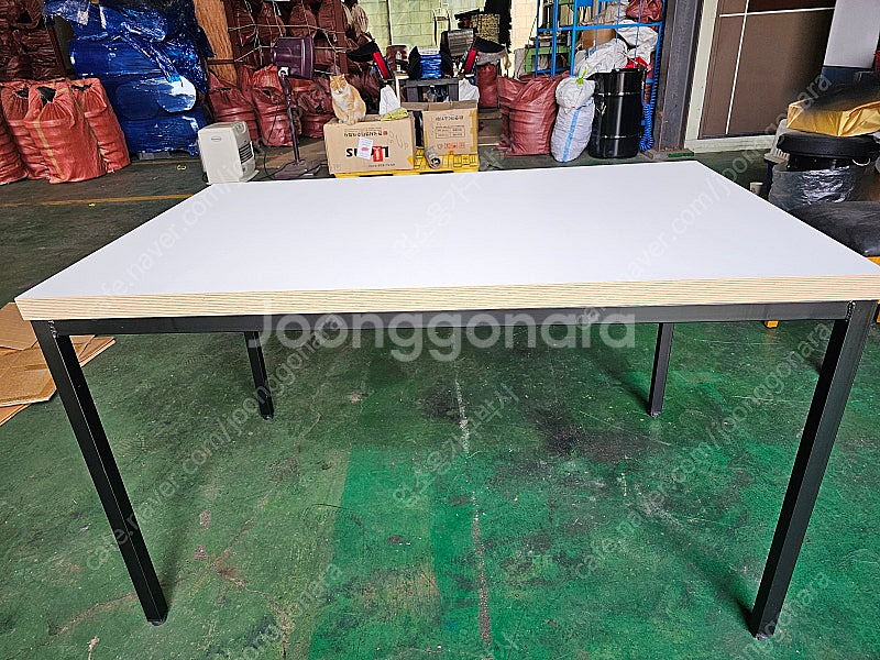 식당 카페 레스토랑 스터디카페 등 깔끔한 업소용 식탁 테이블 화이트자작집성엣지--7