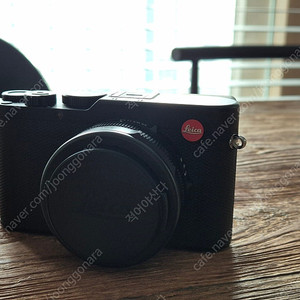 라이카 디럭스8 Leica D-Lux8 컷수 1000컷 미만 신품급! 정품 오토렌즈캡, 정품 케이스, BW필터 포함