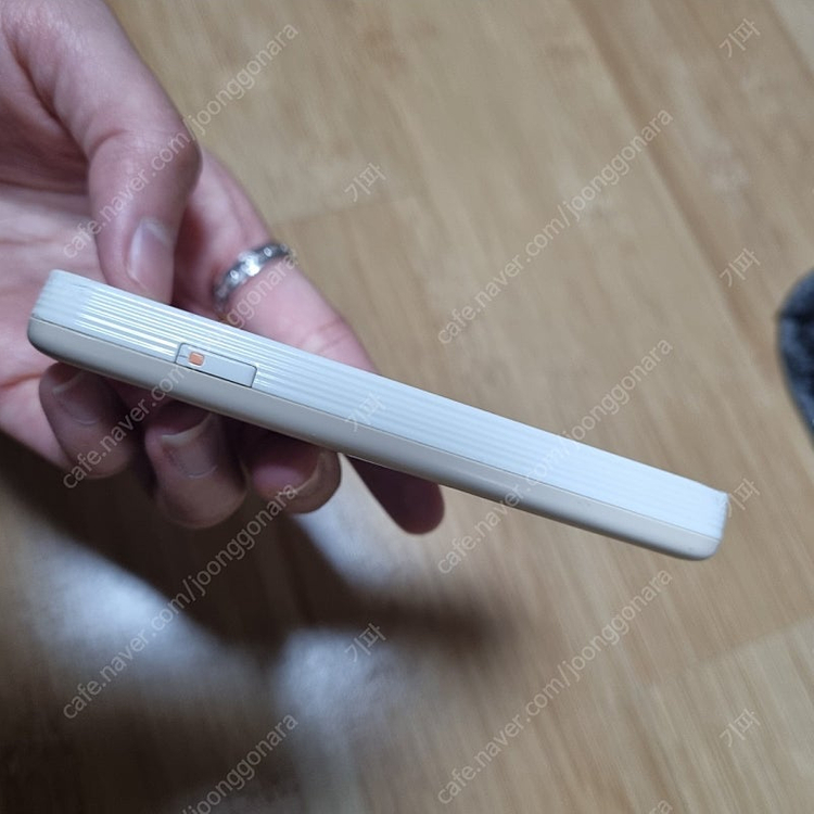 노리터치폰 shw-a220s (부품용)--3