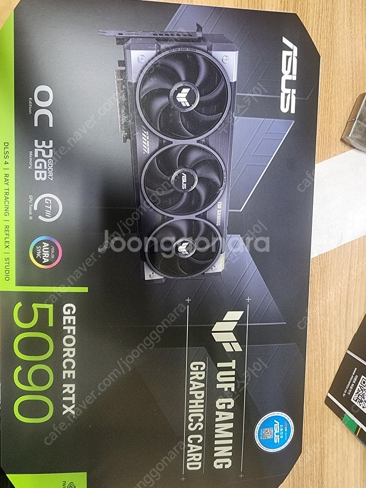 ASUS TFU GAMING OC RTX 5090입니다...--0