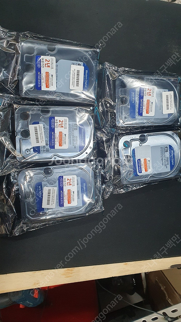 WD Blue 3.5인치 4TB 미개봉 새제품 판매합니다.--0