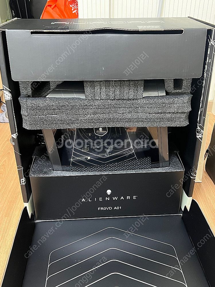 델 에일리언웨어 오로라 R15 7950X, 4090 초...--4