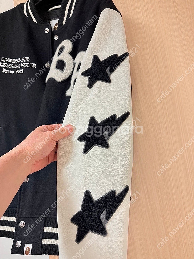 베이프 BAPE 바시티 자켓 L--3