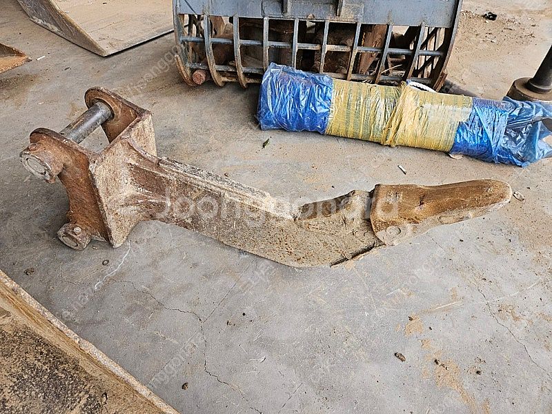 02 어태치들 중버켓 니퍼 대버켓 하월버켓 쪽버켓 중고...--6