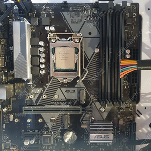 I7 8700 + asus prime B365M-A 보드세트 팝니다