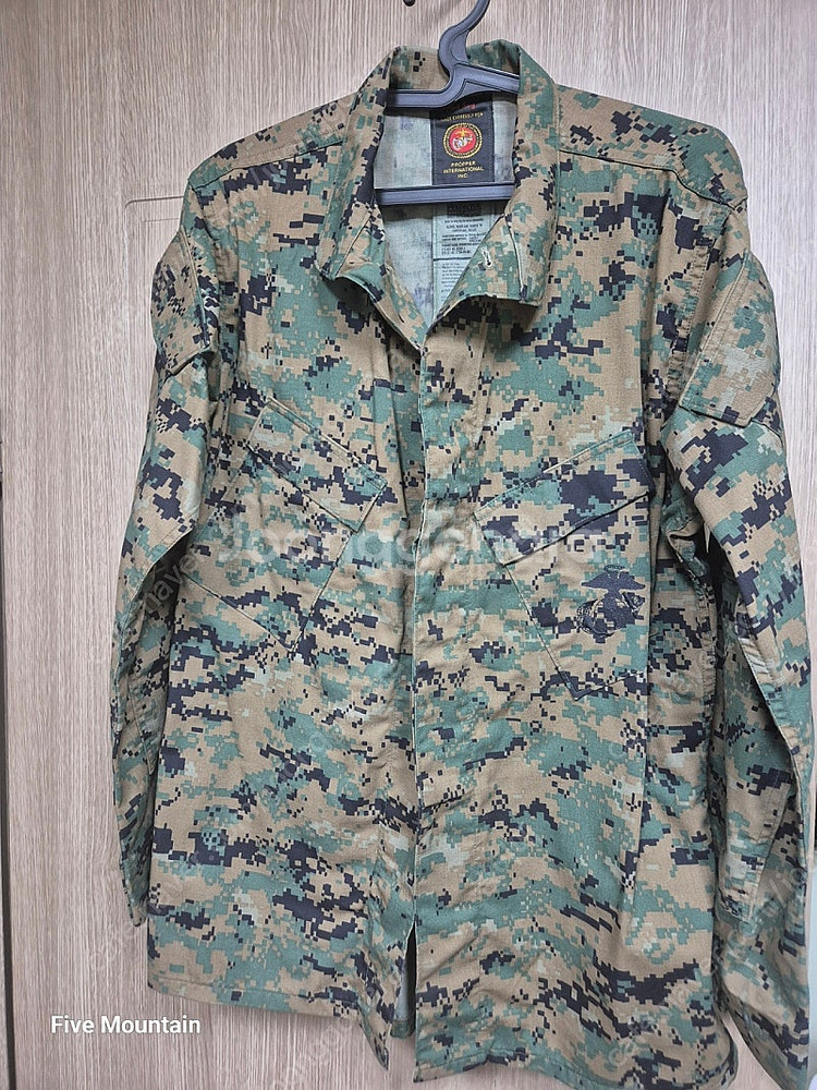 밀러터리 자켓 미디엄레귤러 판매합니다.--0