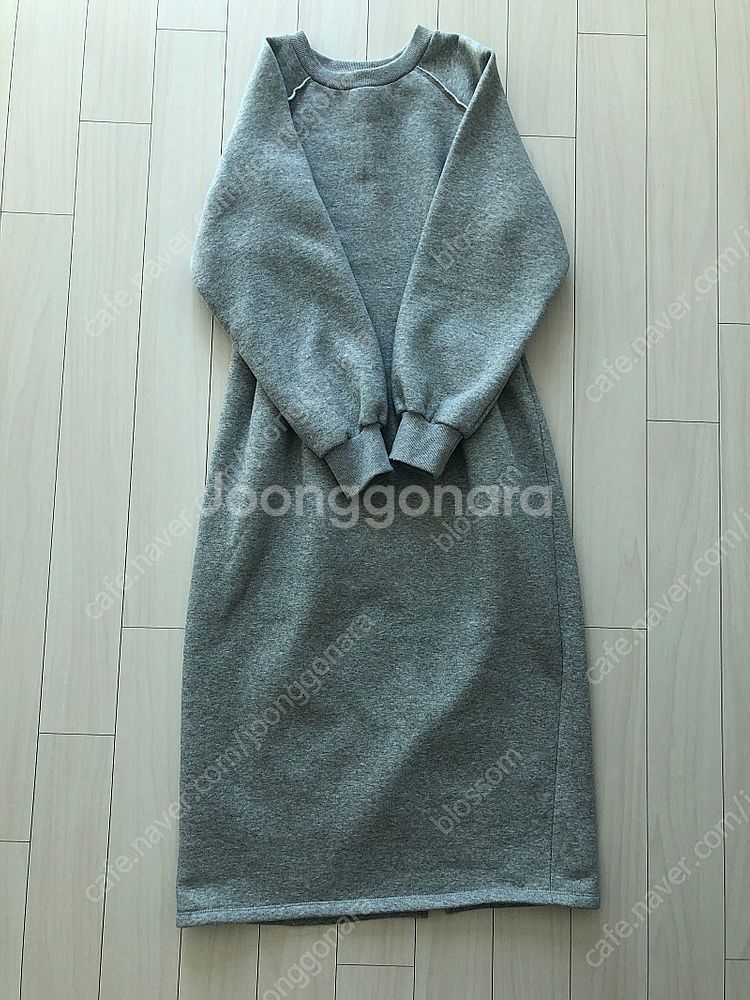데일리룩 기모 라인맨투맨원피스--4