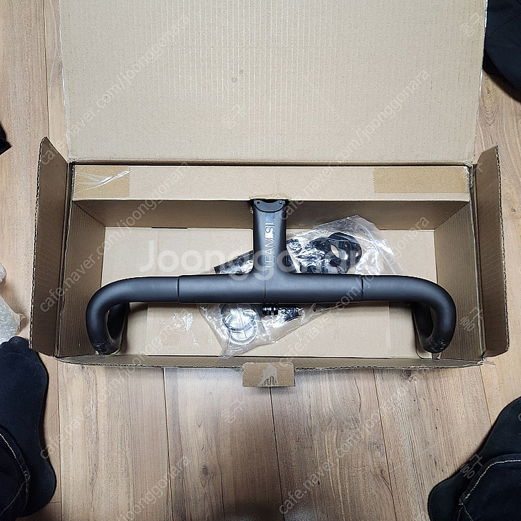 메리다 팀 SL 카본일체형 핸들바 (L120MM, W4...--2