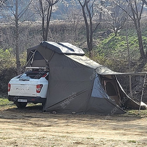 자동 루프탑테트 ACT1모델입니다