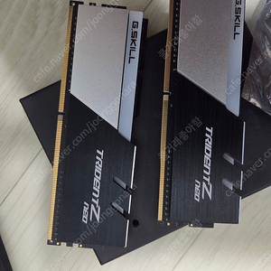 g.skill ddr4 cl16-3600 8gb x 2 tridentZ neo