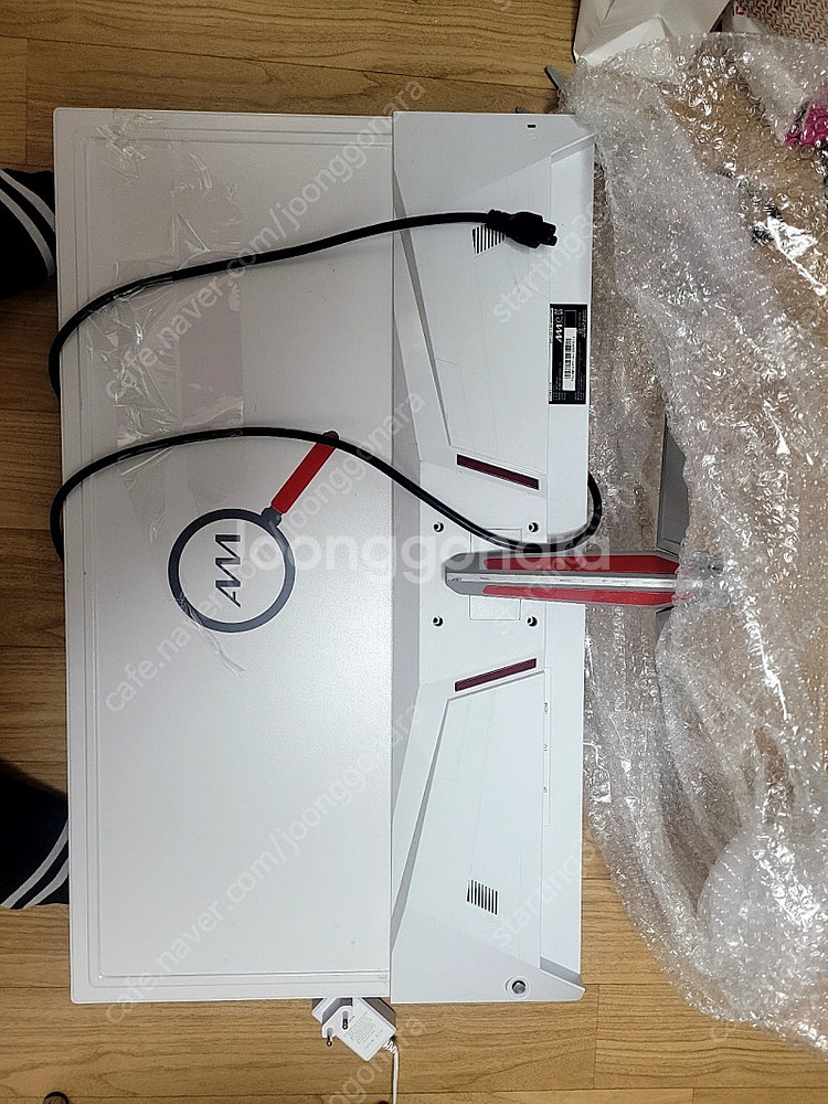 32인치모니터--1