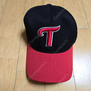 LG TWINS (엘지트윈스) 키즈 모자 팝니다.