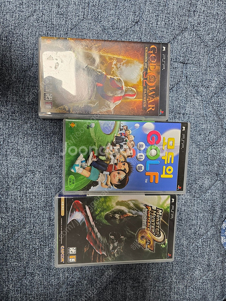 PSP 게임3종 3만원 갓오브워, 모두의골프, 몬헌포터...--0