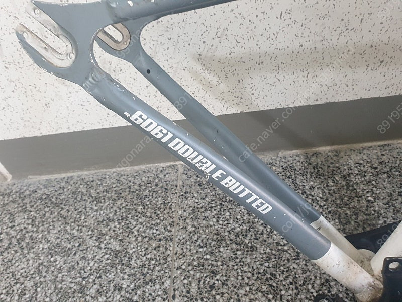 자전거 프레임 (크랭크 및 페달 포함) 팝니다 (인천)--2