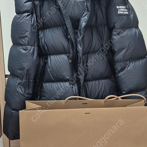 버버리 패딩 판매