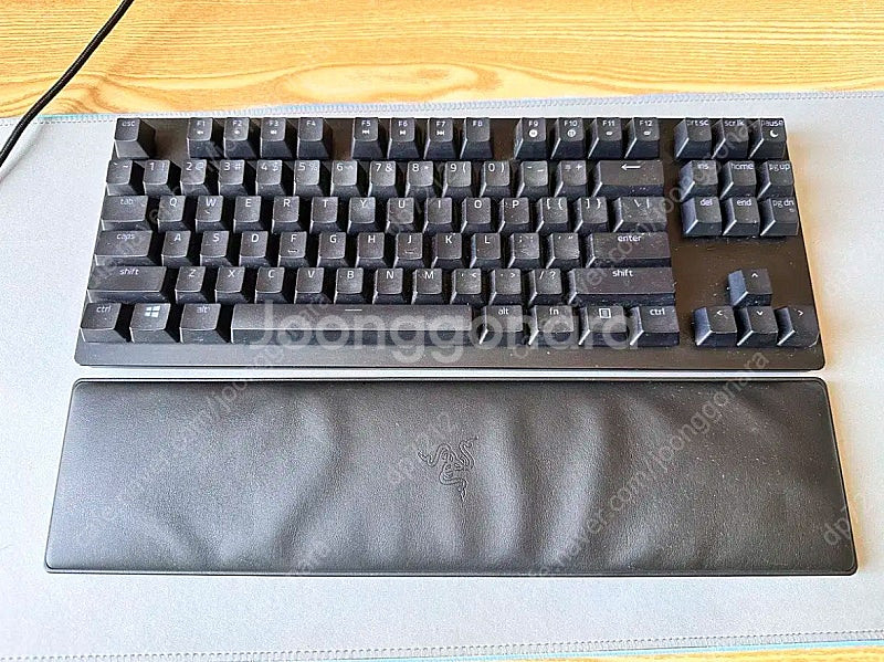 레이저 헌츠맨 v2 tkl 퍼플축--0