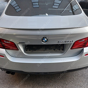 BMW F10 후기 530d xD 2015 년식 부품차량입니다