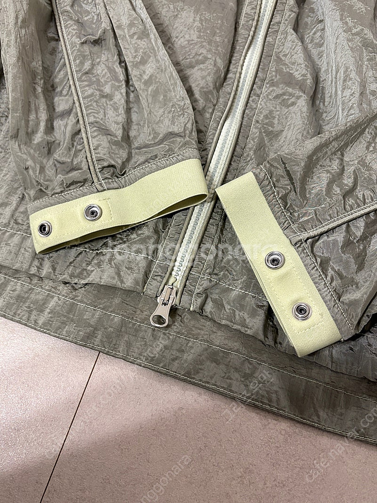 스톤아일랜드 나일론 메탈 오버셔츠 라이트그린 XL--1