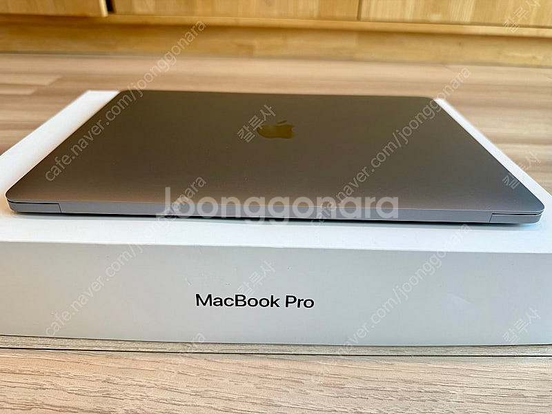 맥북프로 13인치 M1 / 8G 램 / 512G SSD...--8