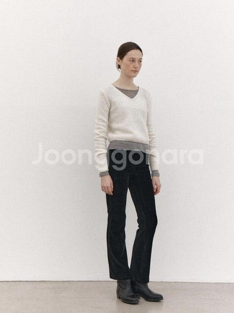 타낫 알파카 브이넥 Alpaca v-neck pullo...--0