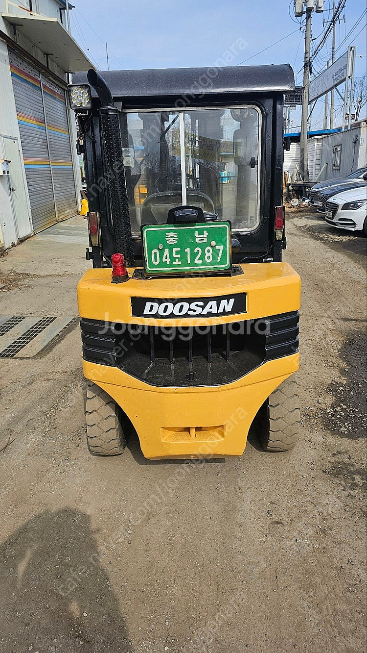 디젤지게차 3톤 3단 두산 사이드쉬프트 차량상태좋음--2