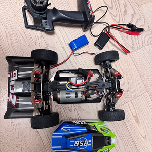 WLTOYS 144001 RC카