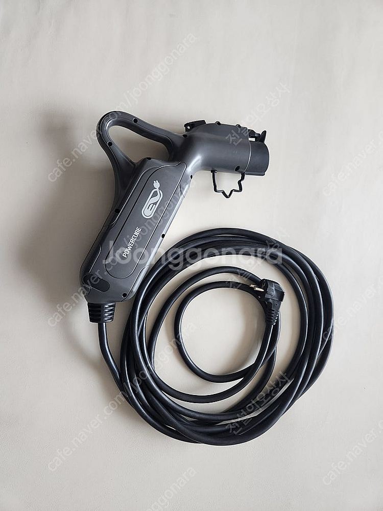 파워큐브 충전기 신형 팝니다--1