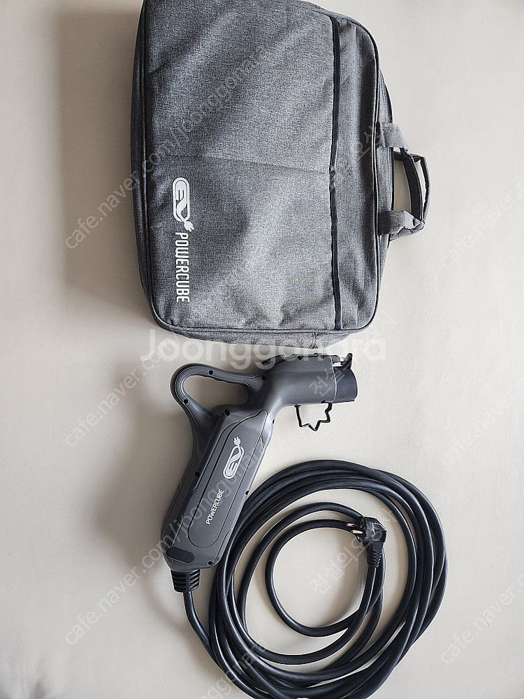 파워큐브 충전기 신형 팝니다--2