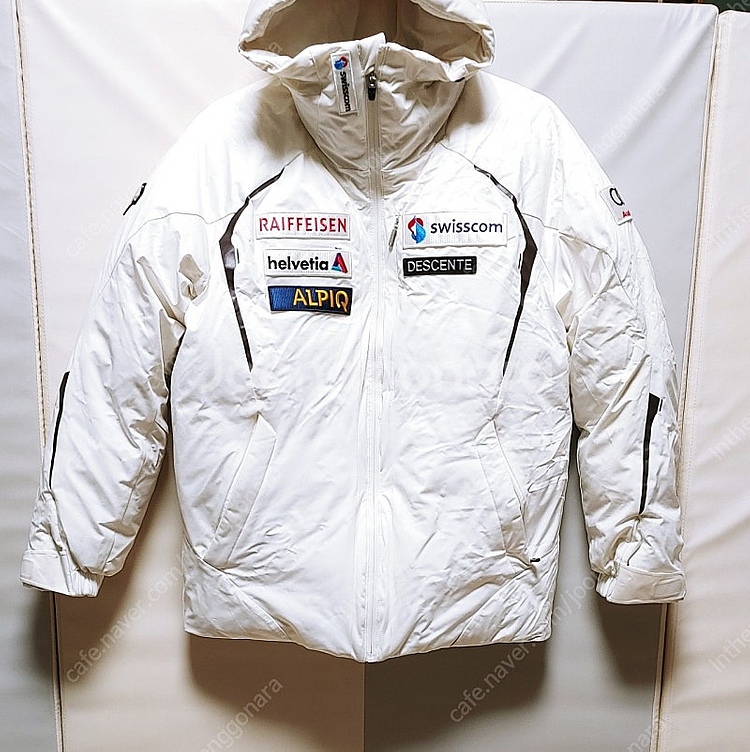 [M] 데상트 아우디 SKI 패딩점퍼 화이트1215--0