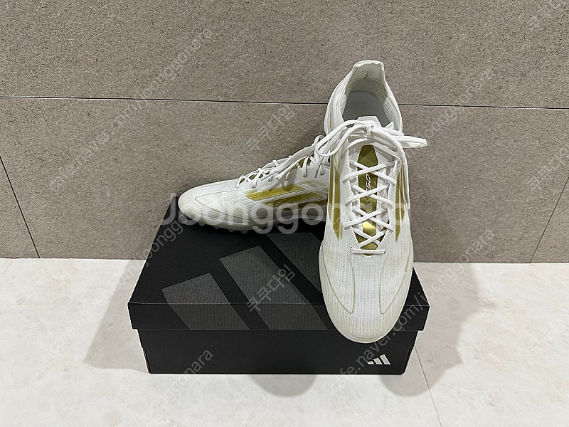 아디다스 F50 프로 TF 275 (IH5815) 팝니...--0