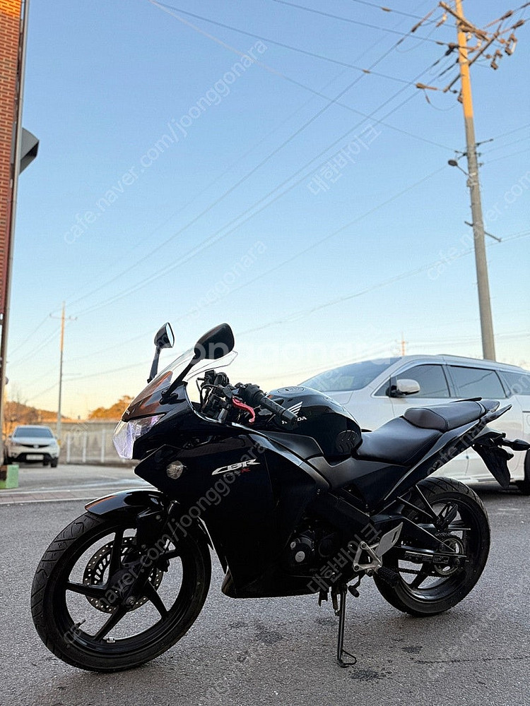 [점검완료]혼다 CBR125R 14년식 블랙 소모품올교...--2