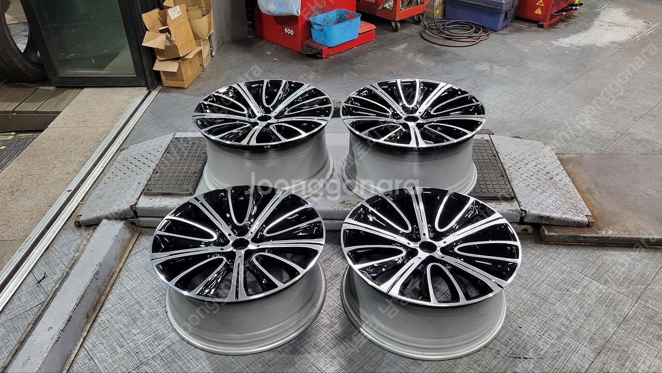 bmw7시리즈 750li 20인치 커스텀블랙컷팅 휠+타...--1