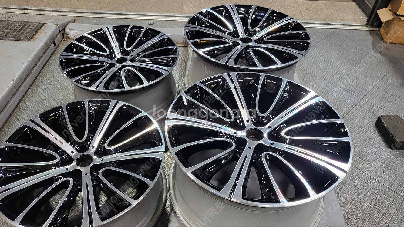 bmw7시리즈 750li 20인치 커스텀블랙컷팅 휠+타...--2