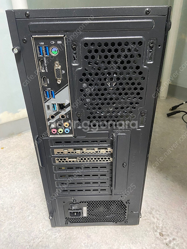 i7 9700k rtx2080 컴퓨터 본체 판매합니다--3