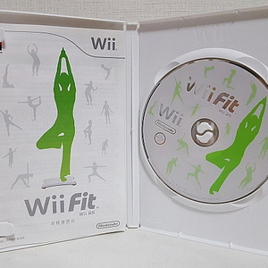 Wii 게임 위피트 CD와 밸런스보드 팝니다.