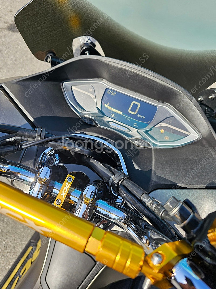 23년식 PCX ABS 160정품 업글차 팝니다.--9