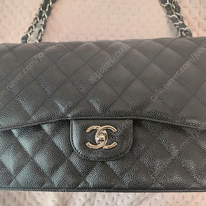 샤넬 클래식 라지 점보