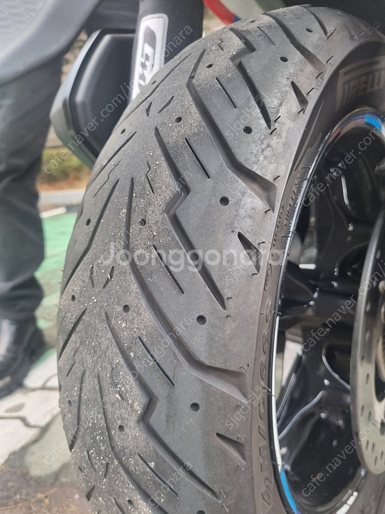 bmw c400gt--7