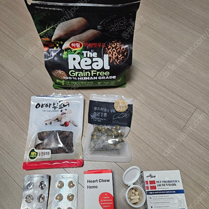 (택미포)(개봉)애완 사료, 철분, 유산균, 간식