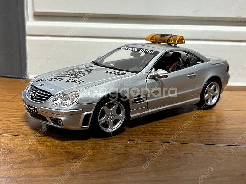 1/18 1:18 벤츠 SL55 AMG F1 세이프티카...--0