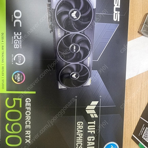 ASUS TFU GAMING OC RTX 5090입니다.