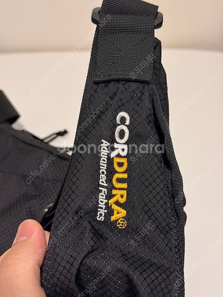 슈프림 스몰메신저백 22ss--1