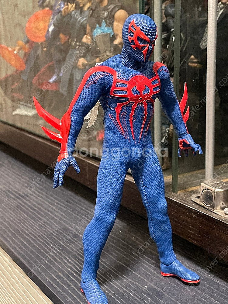 메즈코 2099 스파이더맨--4