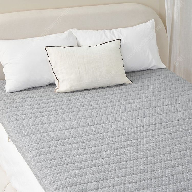 탄탄하게 받쳐주는 허리에좋은 토퍼 접는 바닥 매트리스 단단한 1인용 손님용 수면매트 접이식 원룸 침대 손님용 매트릭... 이미지